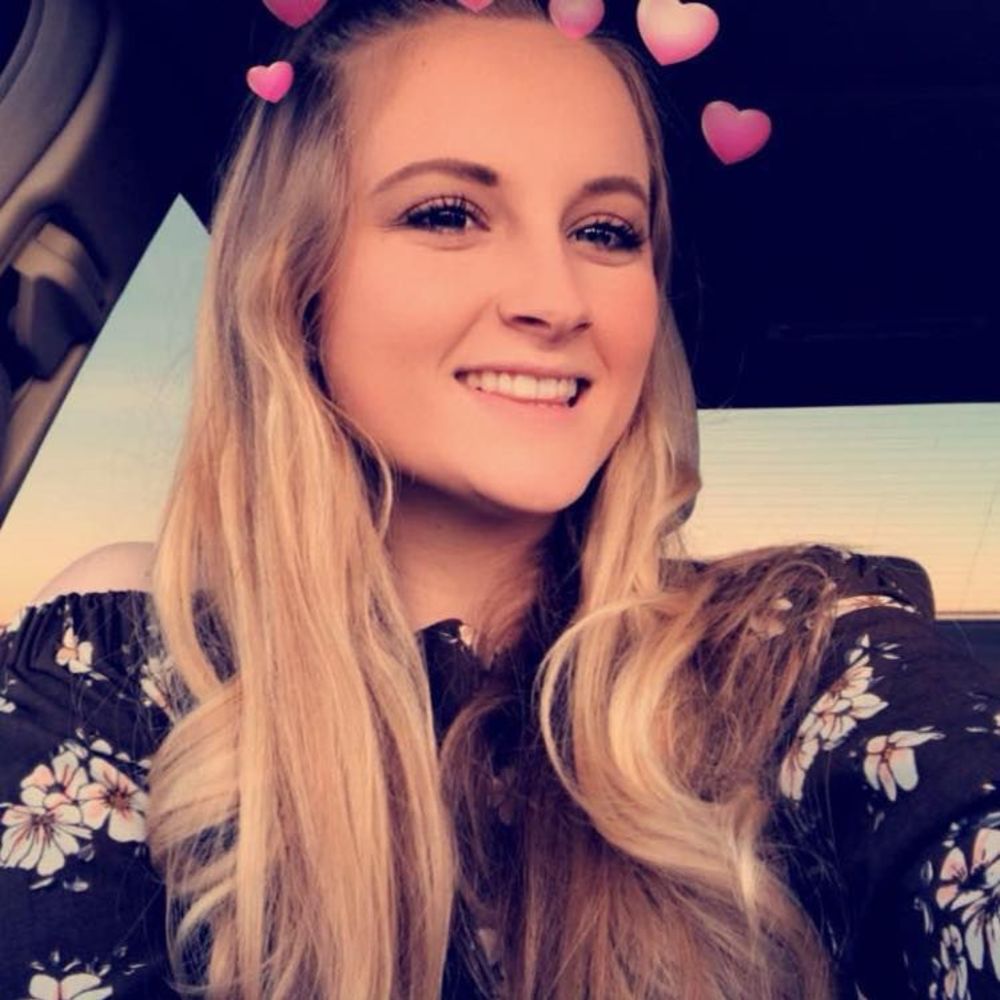 Meet your Posher, Lauren